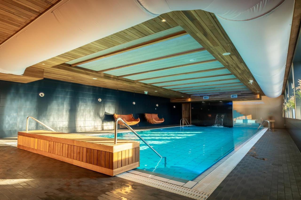 Oe Seaside Suites & Spa กูรัซซาเร ภายนอก รูปภาพ