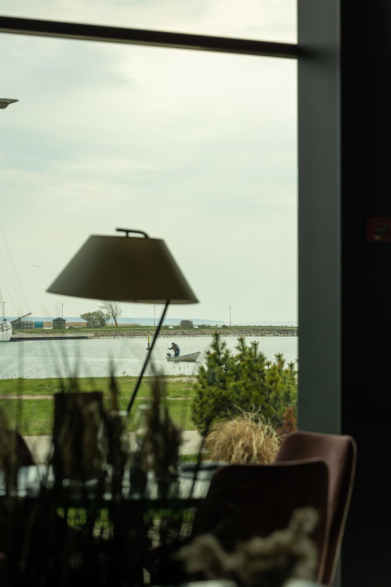 Oe Seaside Suites & Spa กูรัซซาเร ภายนอก รูปภาพ