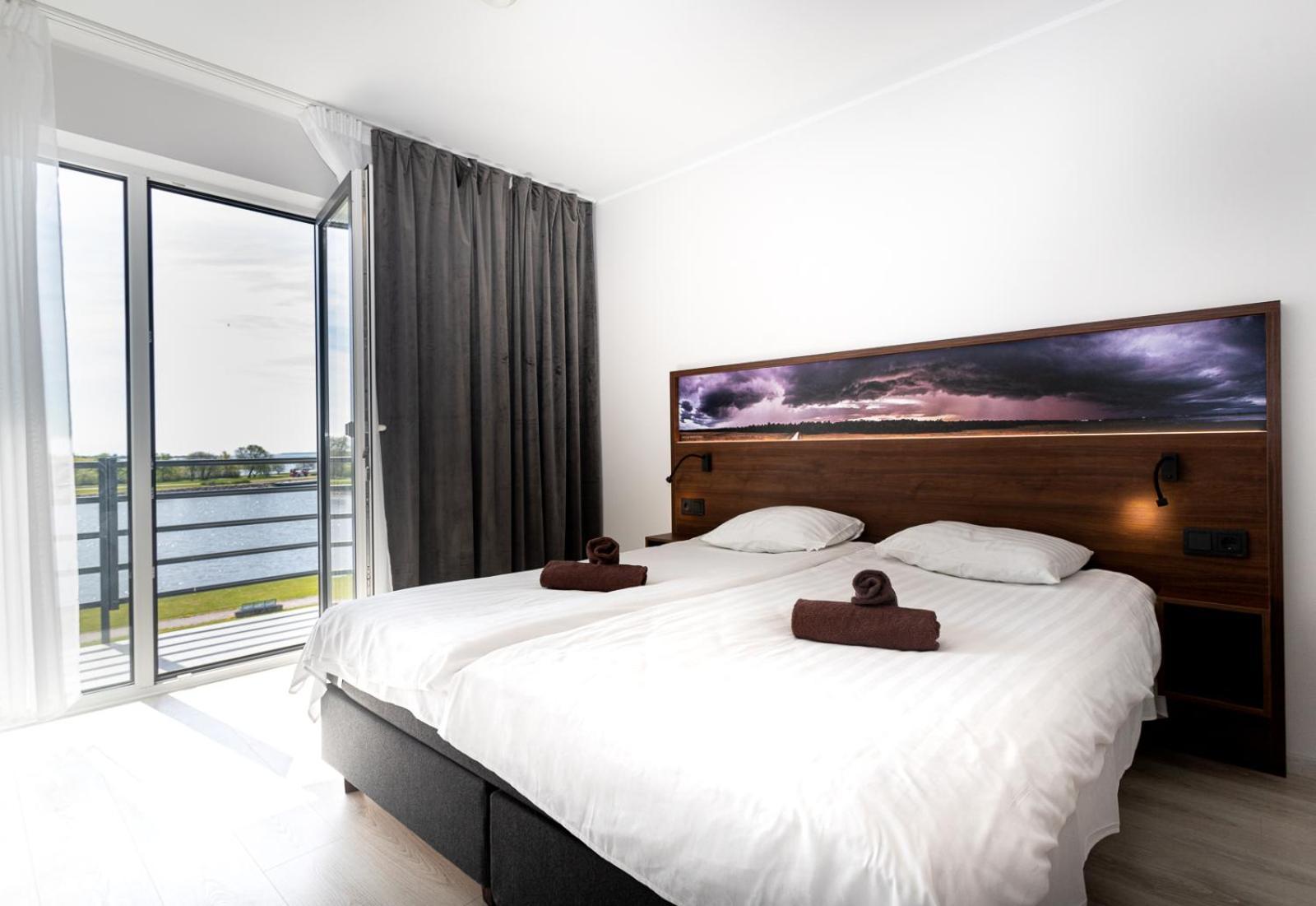 Oe Seaside Suites & Spa กูรัซซาเร ห้อง รูปภาพ